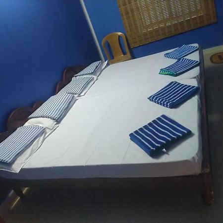 New City Tower Residency Tiruchchendūr Eksteriør billede